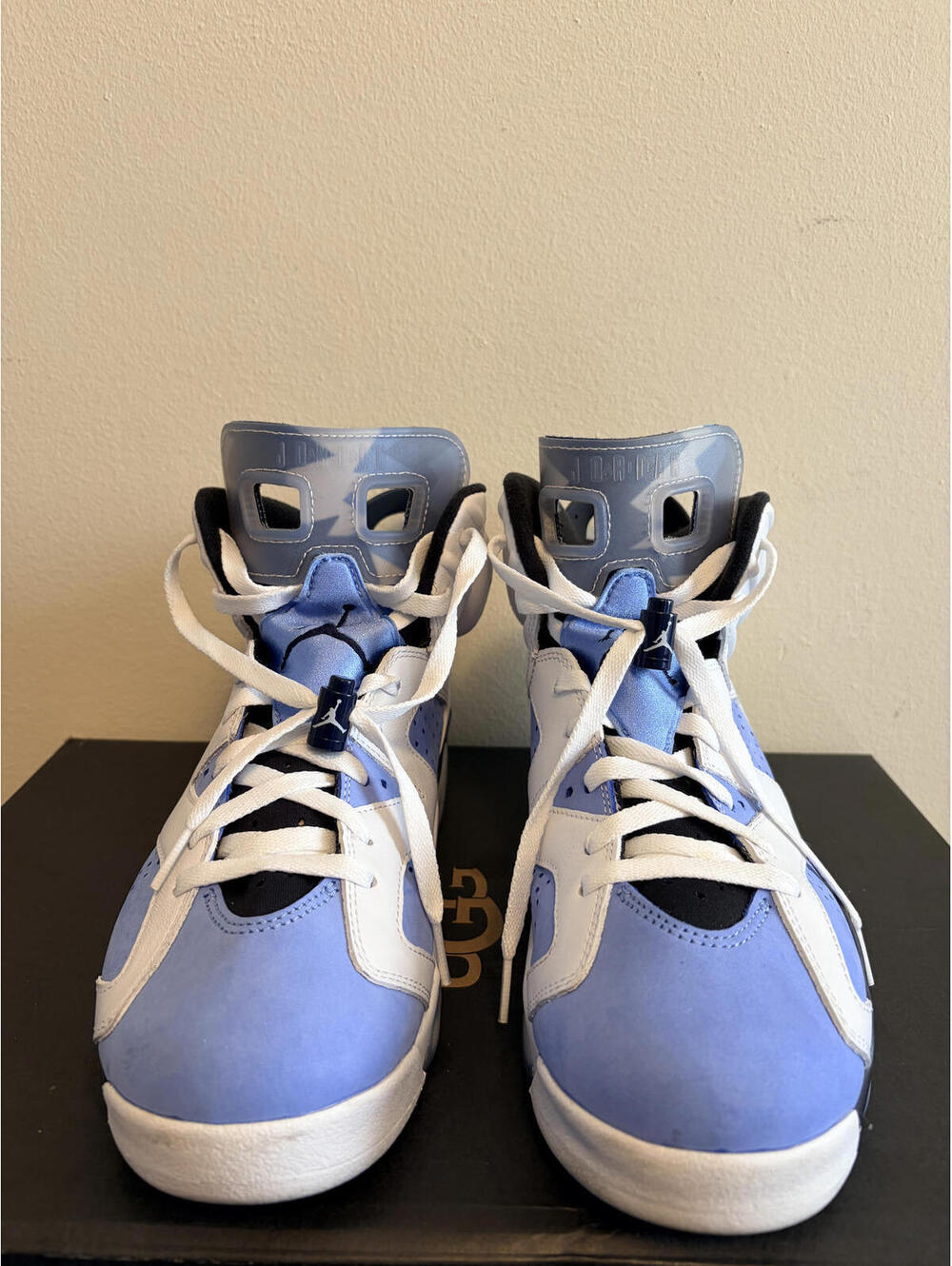 Air Jordan 5 Retro UNC Home University Blue Shoe (Size 10.5)
